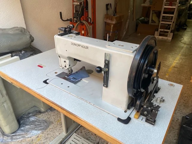 MÁQUINA DURKOPP ADLER BOBINA BARREL REACONDICIONAN